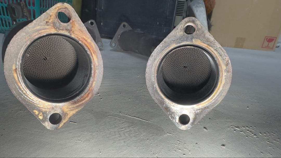 Z33 V35 セントラル20 スポーツ触媒