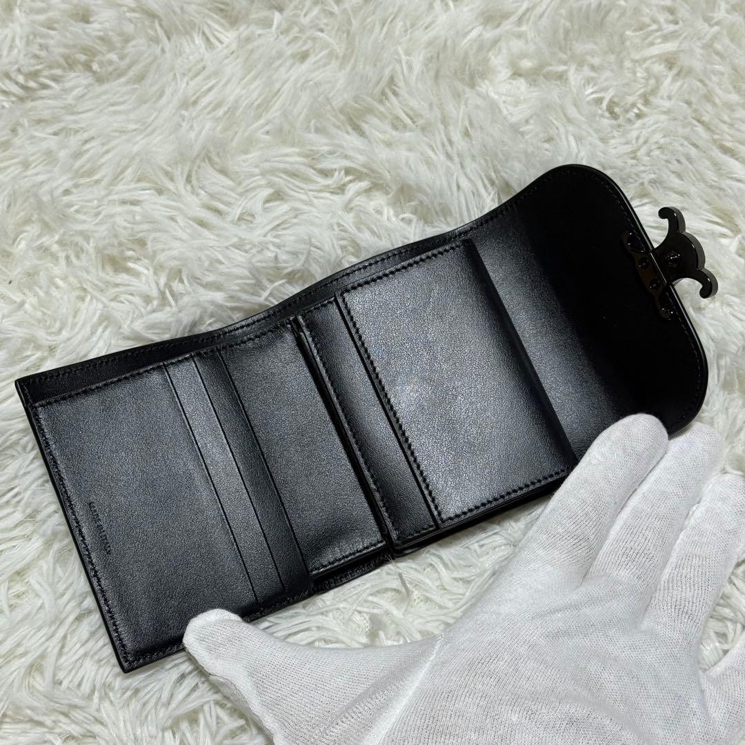 新品未使用✨ CELINE セリーヌ　トリオンフ　三つ折り財布　ブラック
