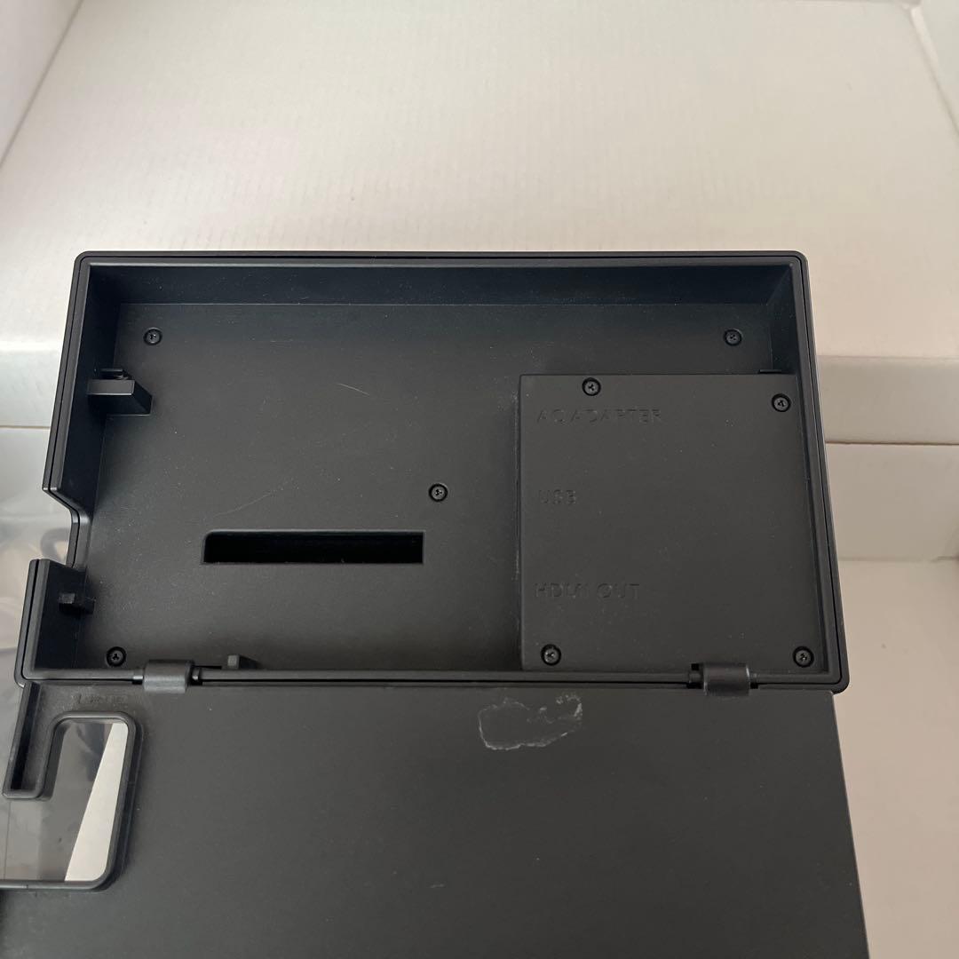 【持ち運びケース付き】Nintendo Switch 本体+付属品全て