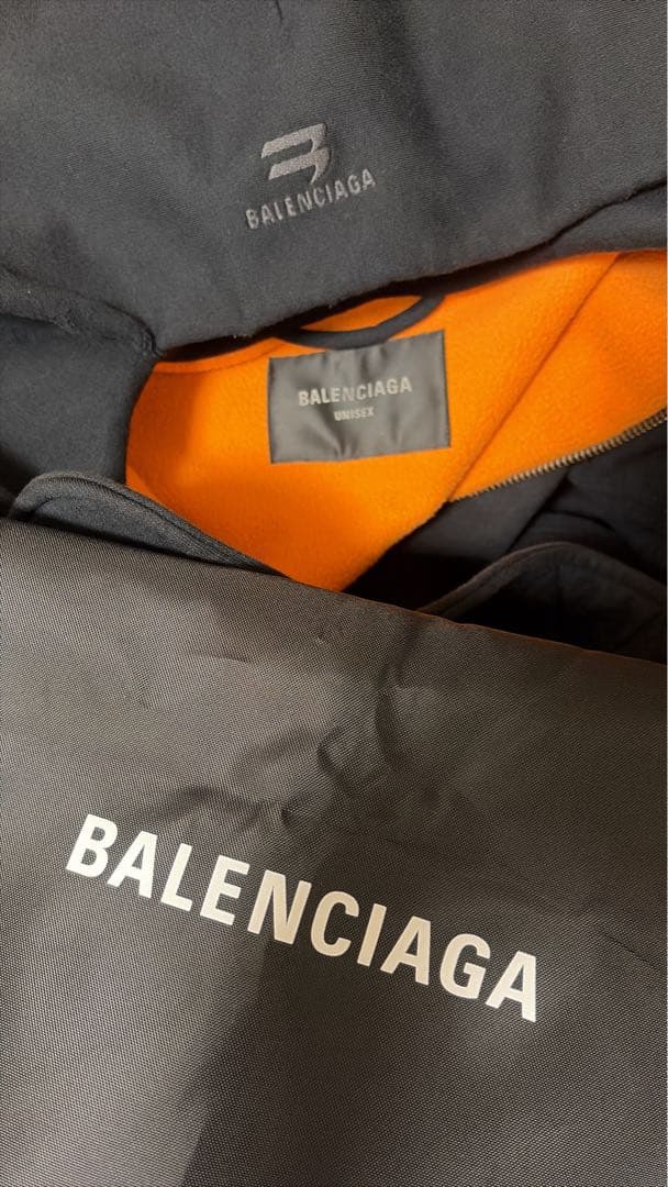ジャケット・アウター BALENCIAGA sporty B Bomber Hoodie xs