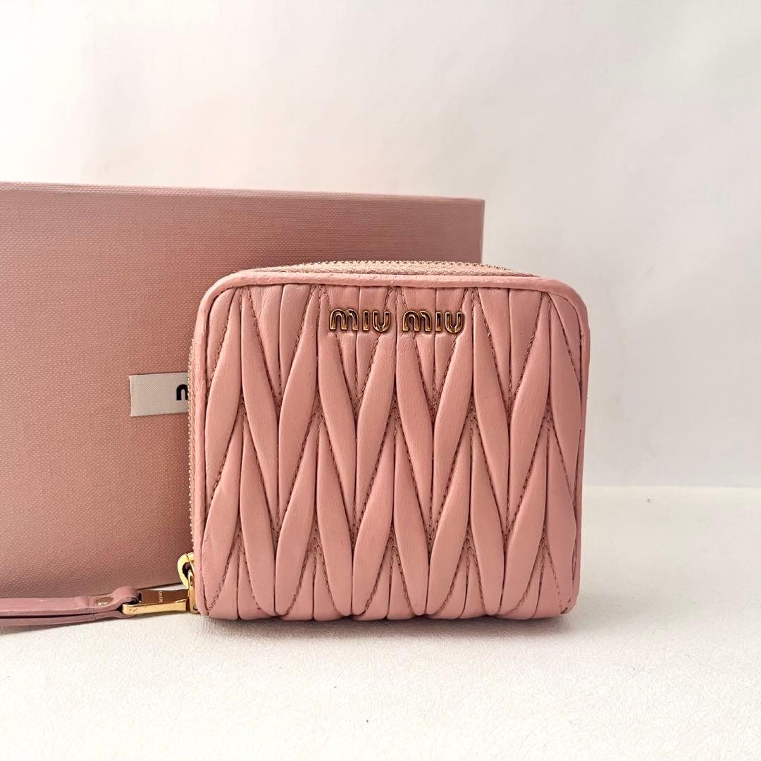 MIU MIU マテラッセ コンパクト ラウンドジップ 財布 箱付き0205-④