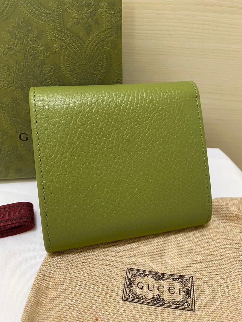 新品未使用　GUCCI GGマーモント　ミニウォレット　財布　グリーン　金運
