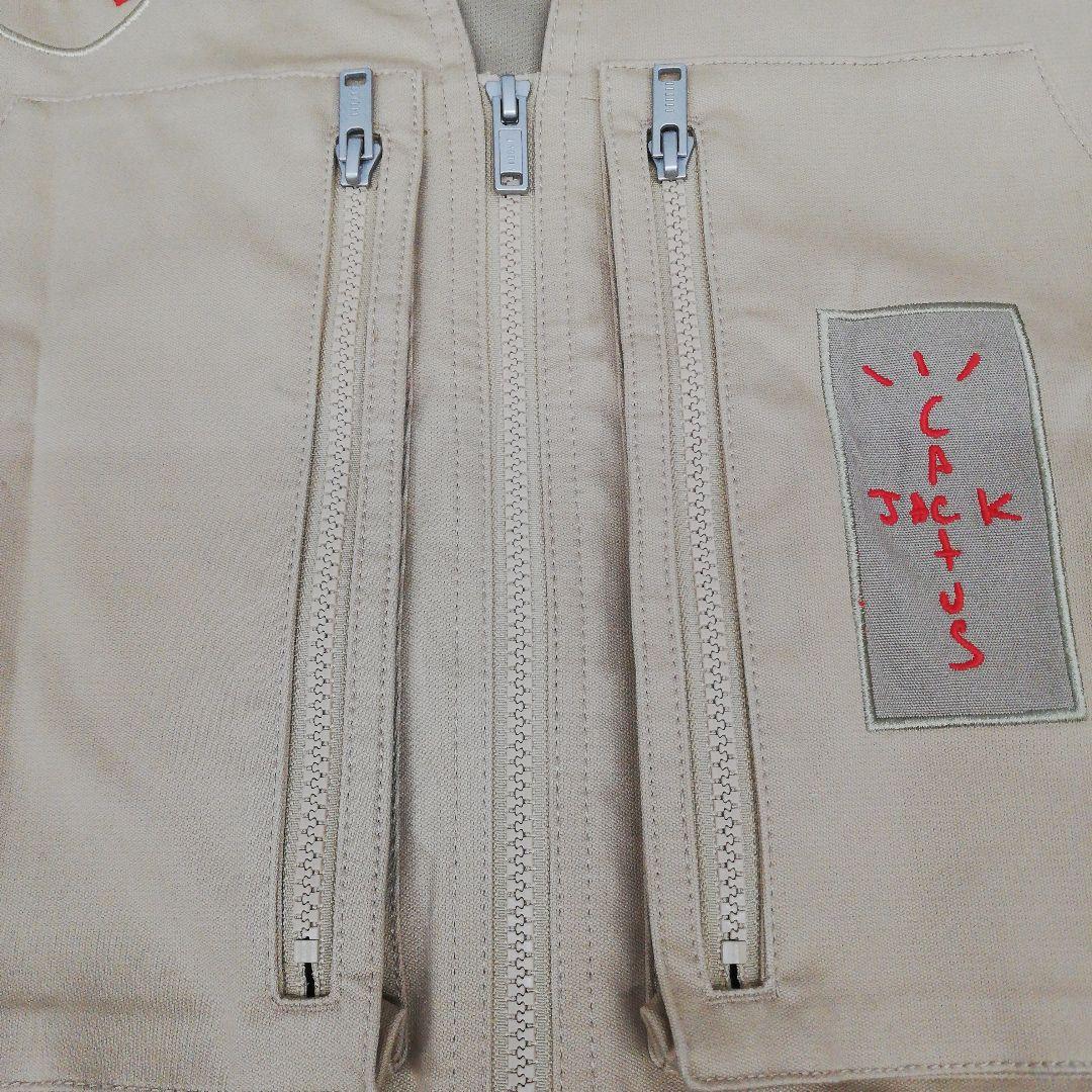 AT1004 NIKE JORDAN × Travis Scott コラボベスト
