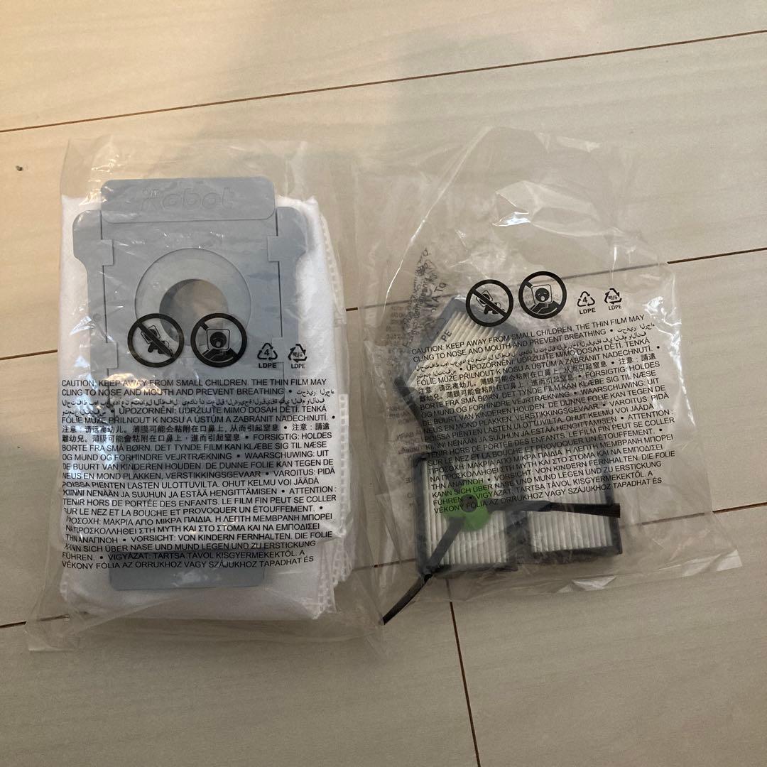 s*n様 iRobot Roomba i5＋ ルンバ アイロボット