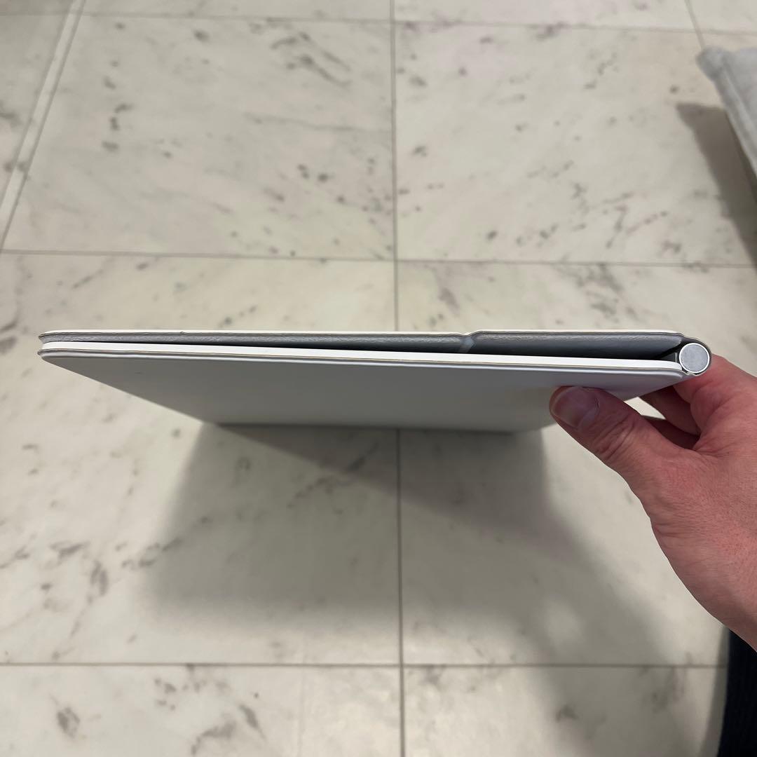 iPad Pro 12.9 用 Magic Keyboard