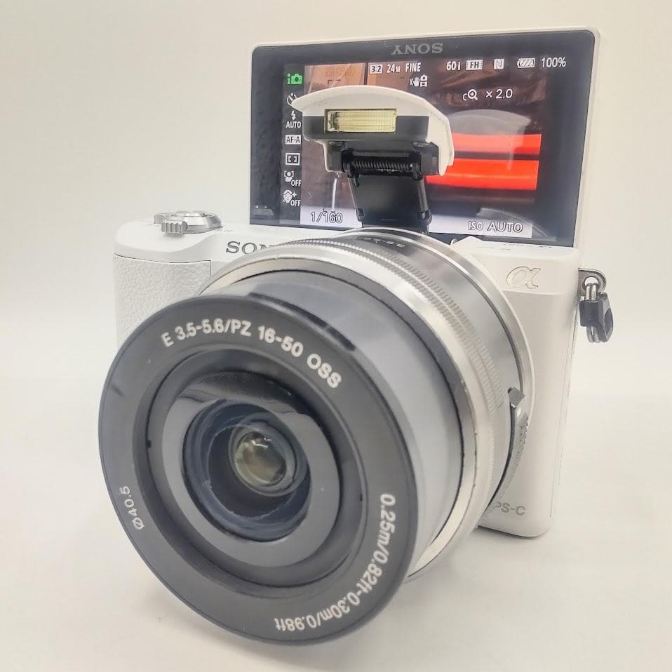 ★Wi-Fi付★ SONY α5100 パワーズームレンズキット ホワイト 自撮