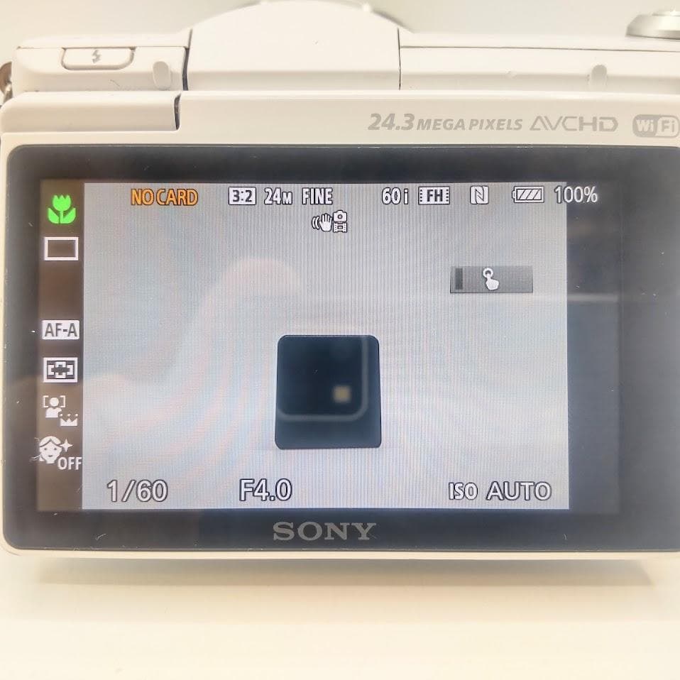 ★Wi-Fi付★ SONY α5100 パワーズームレンズキット ホワイト 自撮
