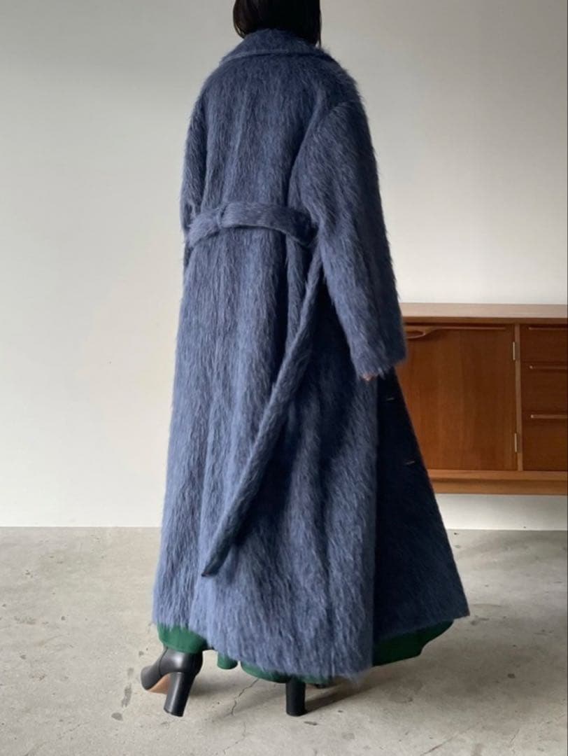 CLANE ロングシャギーベルテッドコート 02
