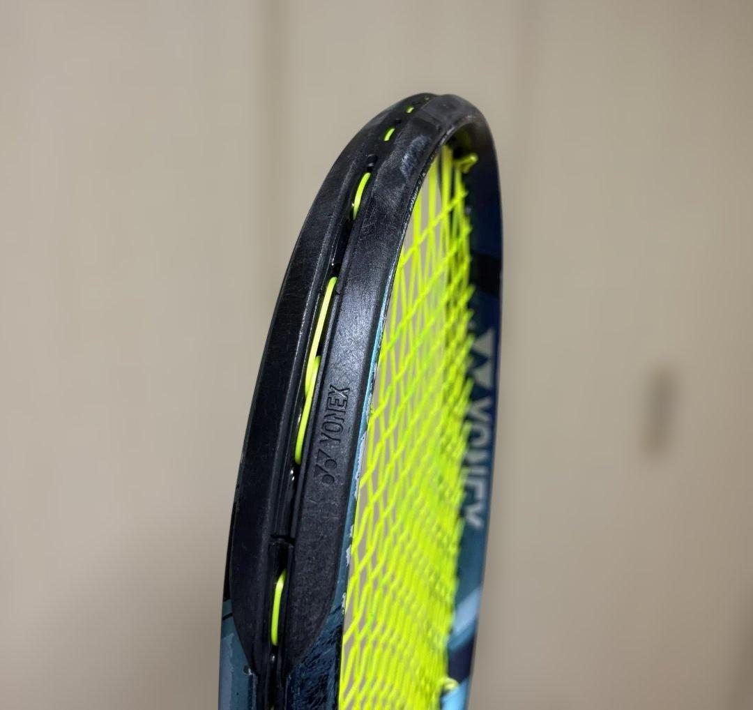 テニスラケット EZONE 2022 100inch グリップ3