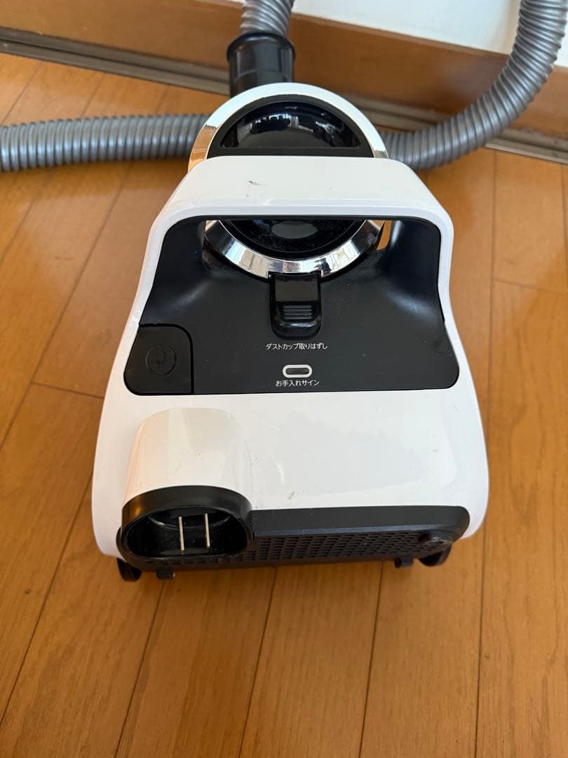 東芝 掃除機 サイクロン トルネオミニ VC-C7A-W ホワイト 年製2023