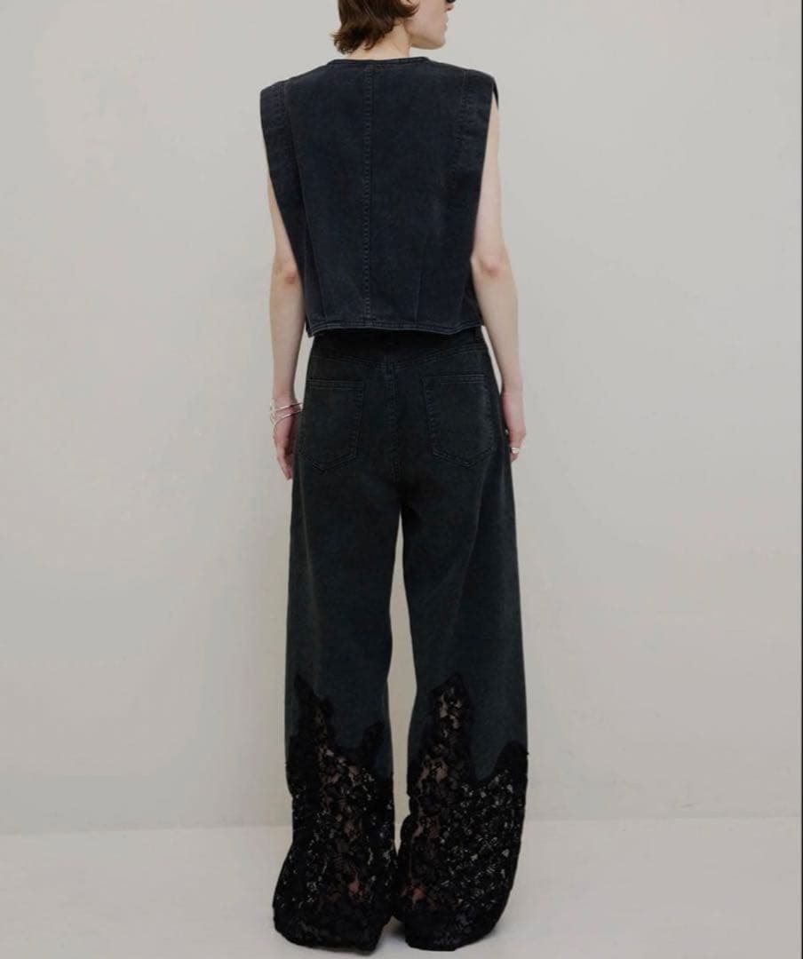 アメリ　25ss LACE DOCKING FADE DENIM PANTS