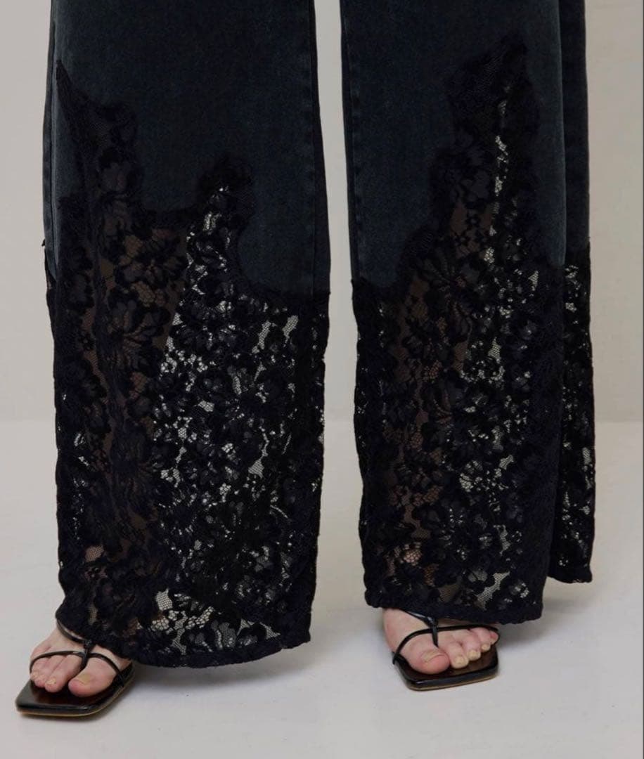 アメリ　25ss LACE DOCKING FADE DENIM PANTS