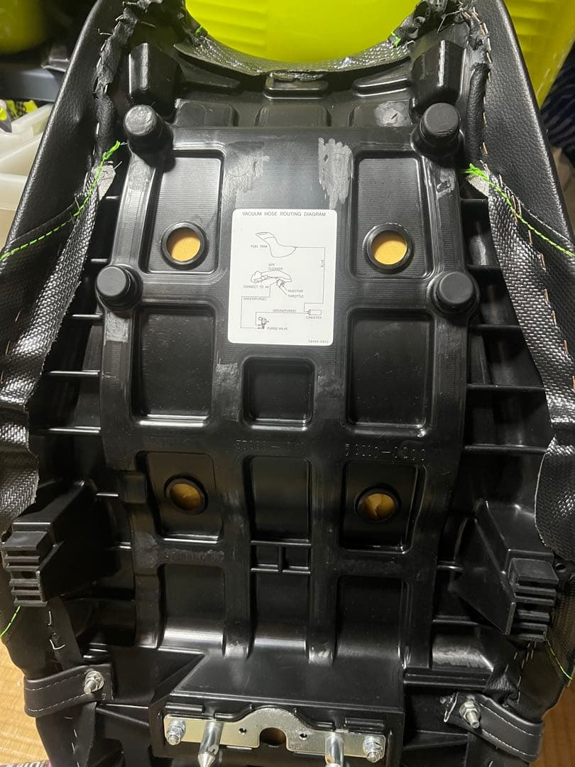 ZX-14R ZX14R ZZR1400カスタム 張替シート グリーンステッチ