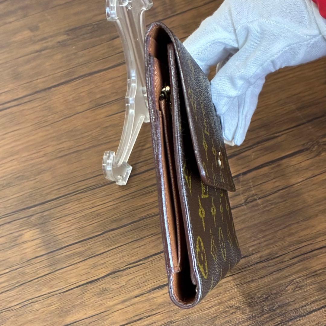 LOUIS VUITTON モノグラム ポシェットパスポール　三つ折り財布