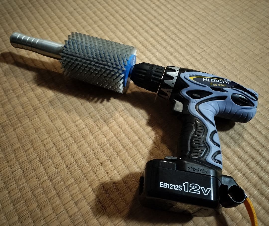 HOLMENKOL スピードブラシ　＋　日立製 FD5 ドライバードリル