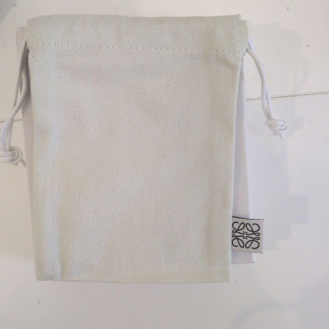 LOEWE グレージュ 三つ折り財布　コンパクト財布　ロエベ