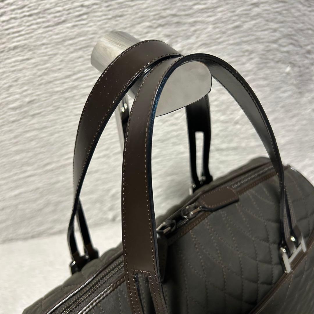 BALLY バリー ミニボストンバッグ キルティングバッグ　シルバーロゴ金具