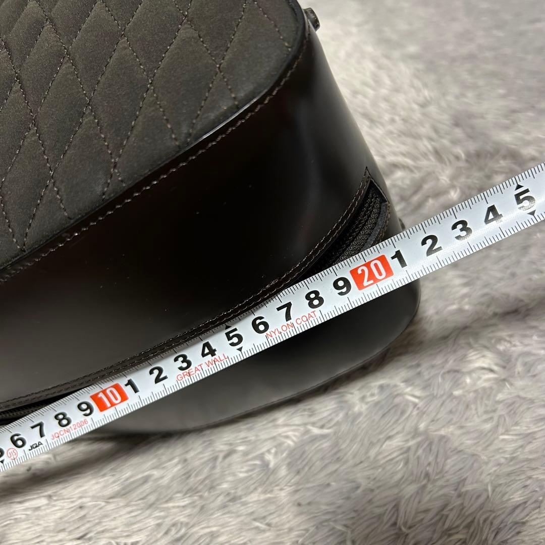 BALLY バリー ミニボストンバッグ キルティングバッグ　シルバーロゴ金具