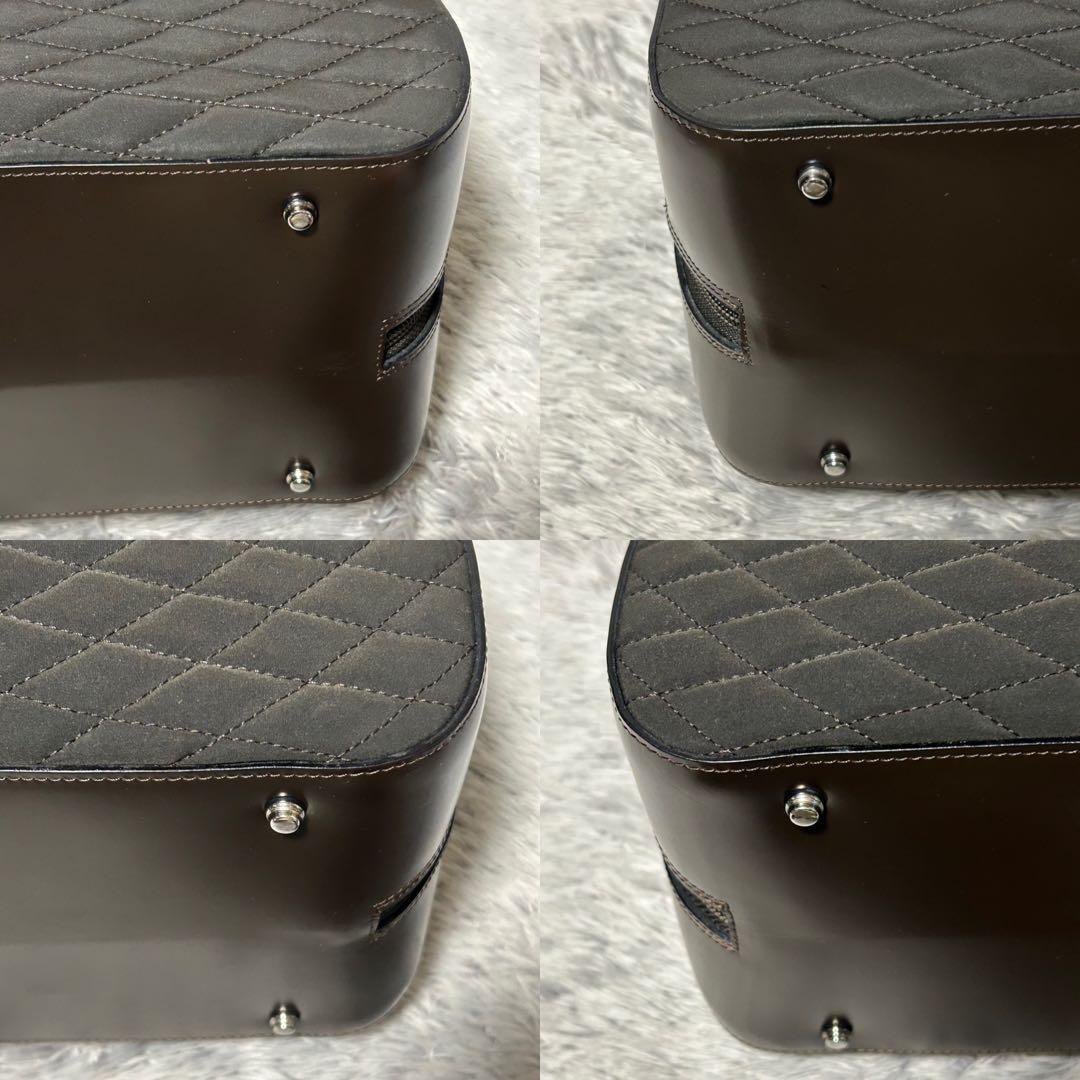 BALLY バリー ミニボストンバッグ キルティングバッグ　シルバーロゴ金具