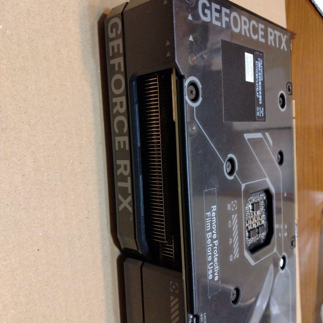 グラフィックボード・グラボ・ビデオカード ASUS RTX 4070 12GB GDDR6X DUAL
