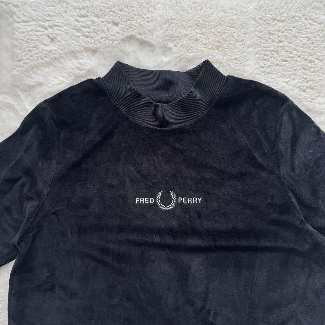 ⭐️フレッドペリー【UK10】ブラック 半袖 Tシャツ ベロア 美品