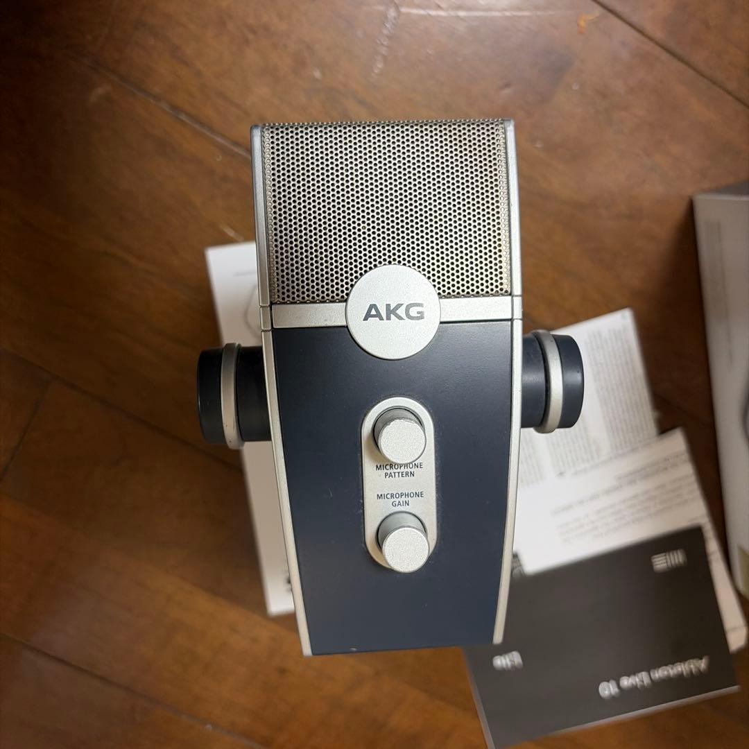 AKG LYRA コンデンサーマイク
