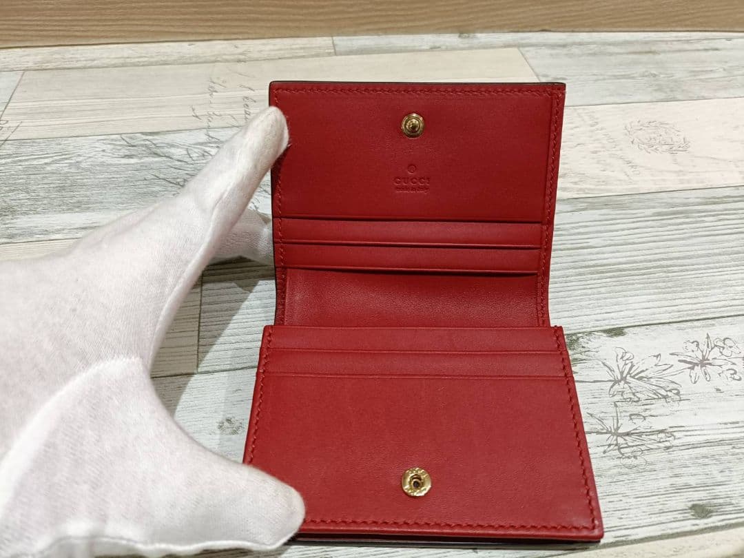 【のすけ】【美品】GUCCI　グッチ　折り財布　ブルームス　花柄