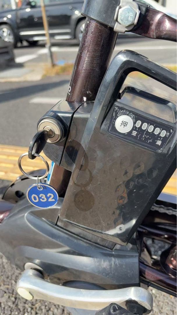 中古20㌅Panasonic電動アシスト自転車　8Ah 大阪　032