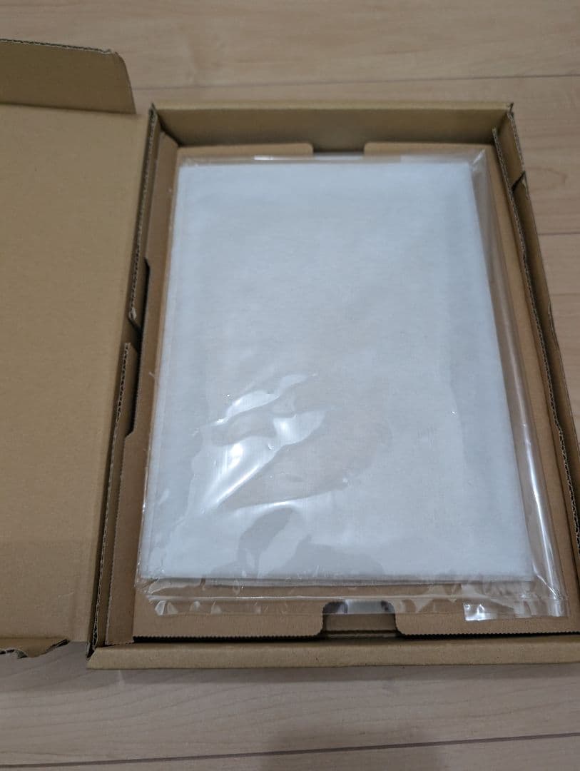 電子ペーパー QUADERNO（クアデルノ）A5サイズ FMV-DPP04 中古