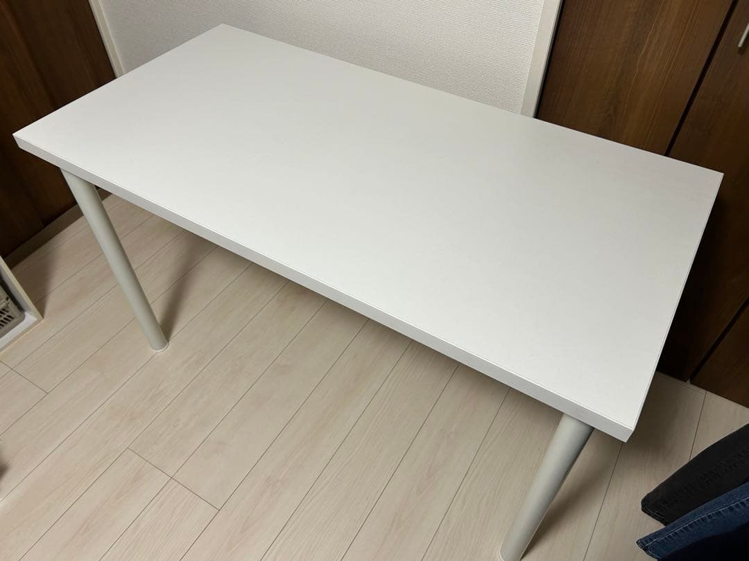 ニトリ　プレフェ　デスク　脚付