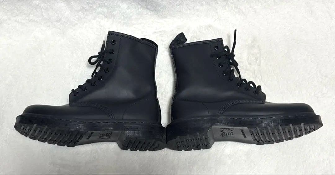 美品 Dr.Martens 8ホール レースアップシューズ ショートブーツ
