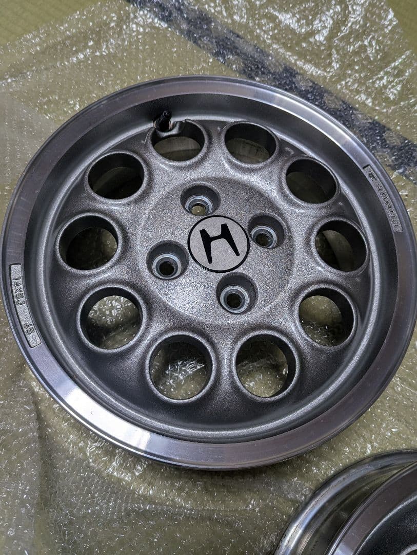 ホンダ 14インチ ホイール シルバー 多穴デザイン