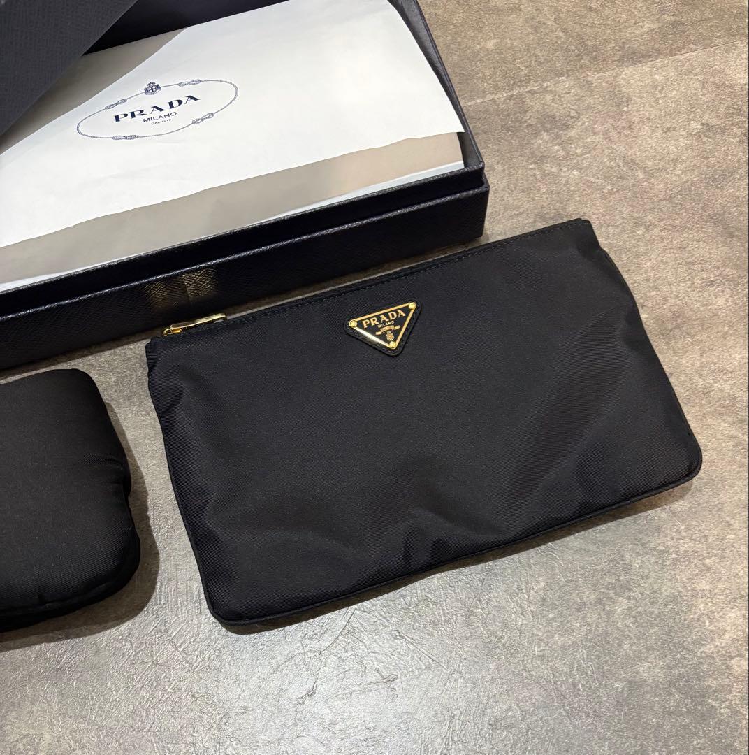 【新品未使用】PRADA アイマスク ポーチ シルク