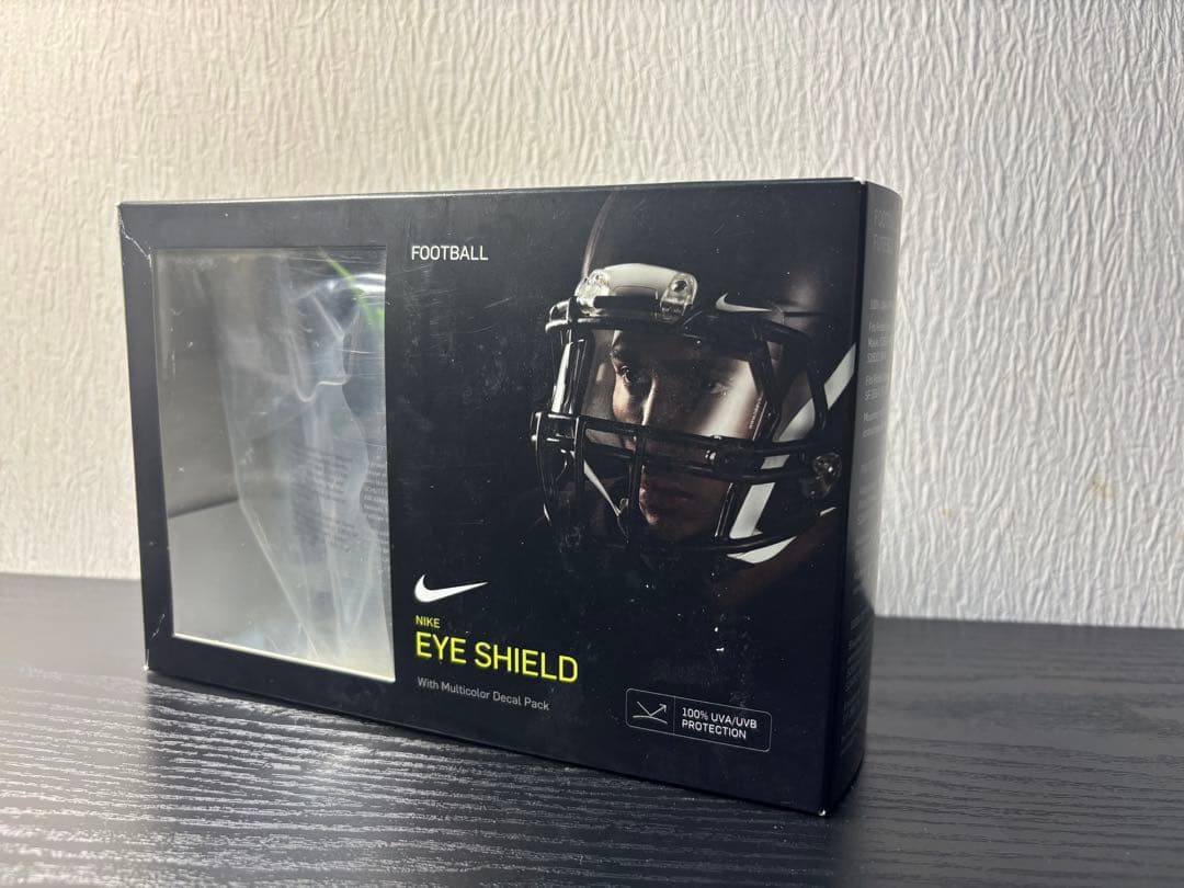 アメフト　アイシールド Nike クリアー