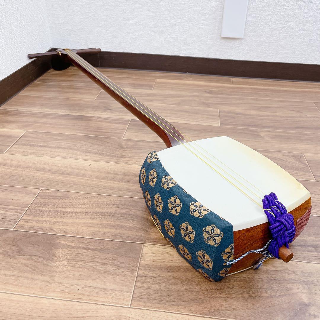 三味線 細棹 紫檀 丸打胴 犬皮 平溝 和楽器