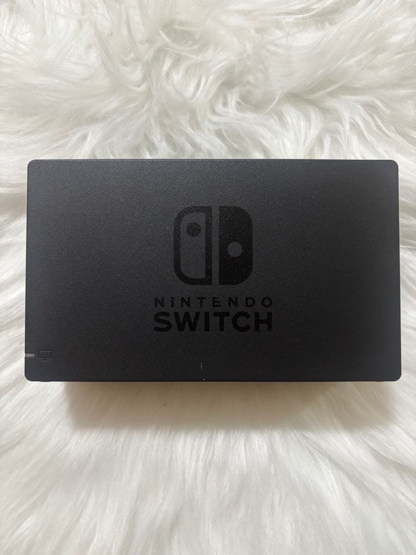 Nintendo Switch 任天堂スイッチ　ソフト付き　マリオカート8