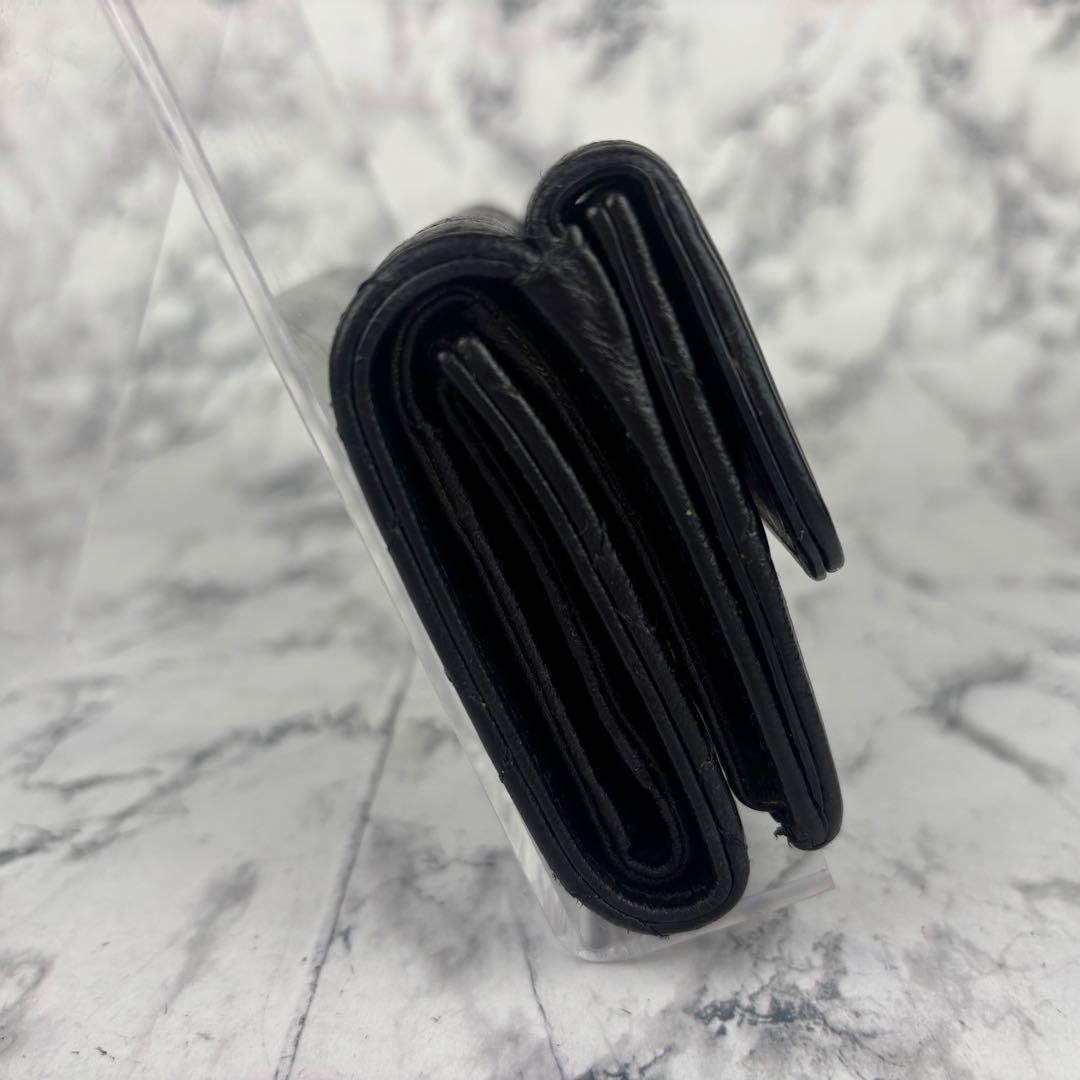 111 CHANEL ボーイシャネル　マトラッセ　三つ折り財布　あんしん鑑定済み