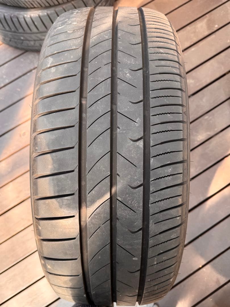 TOYO TRANPATH mp7 235/50R18 夏タイヤ　18インチ