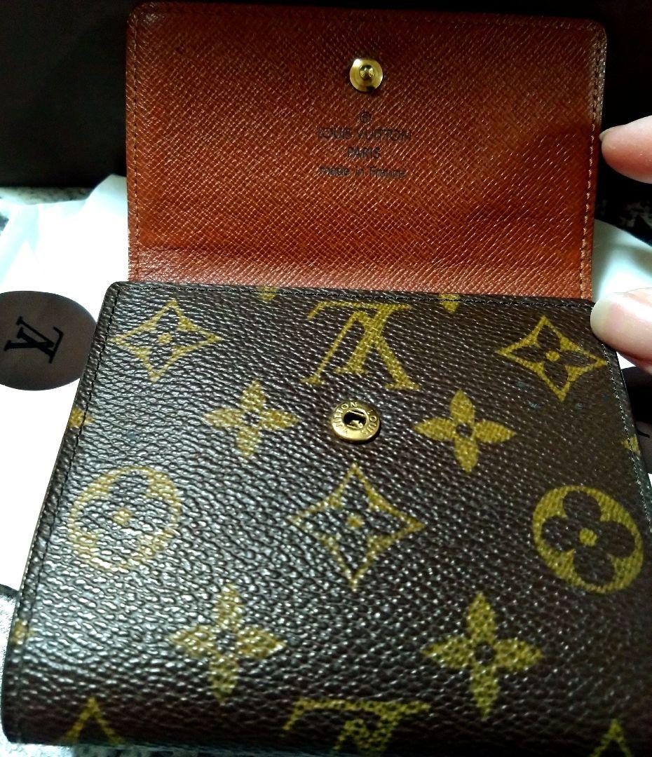 LOUISE　VUITTON 三つ折り