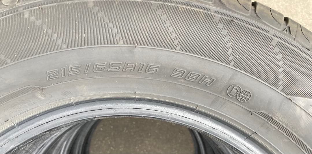 バリ溝!DUNLOP 215/65R16 25年製 夏タイヤ【南-137 ②】
