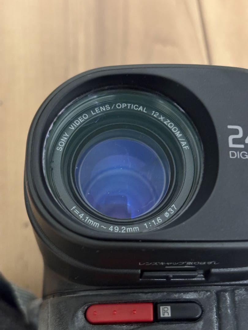 動作品 SONY ソニー 8mm テープ ビデオカメラ CCD-RV100