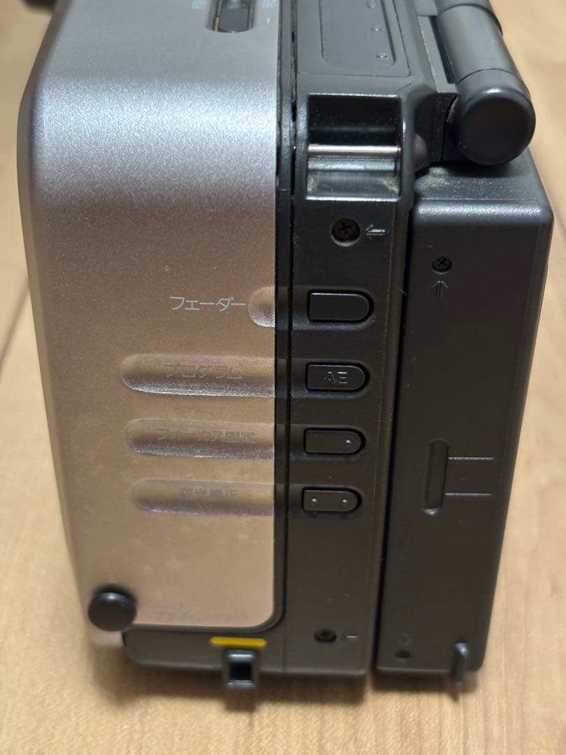 動作品 SONY ソニー 8mm テープ ビデオカメラ CCD-RV100