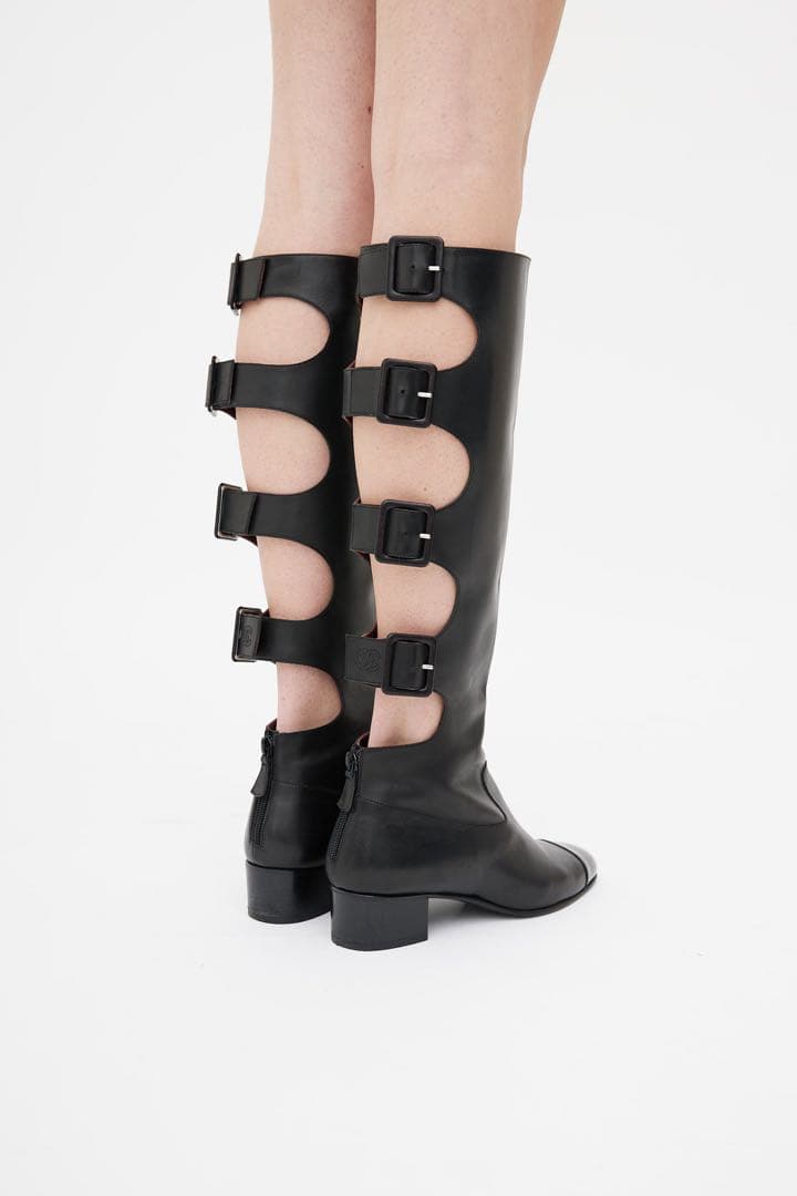 靴 CHANEL Gladiator Buckle Knee High Boot