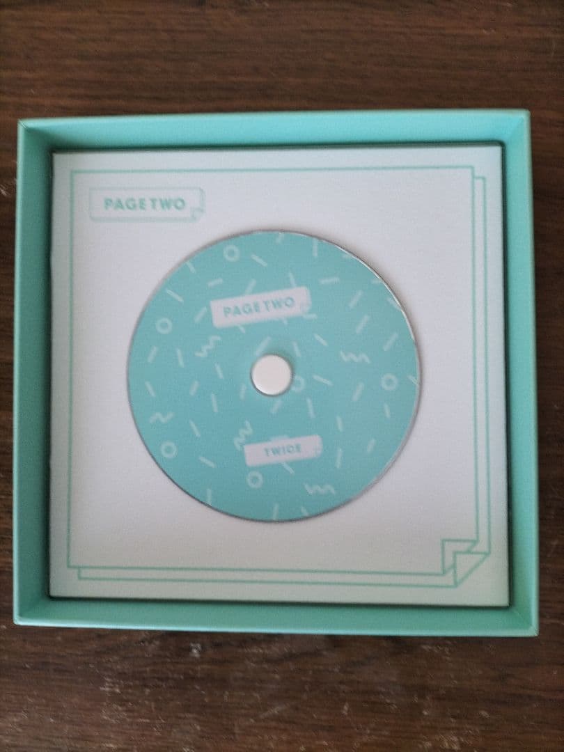 TWICE 全員サイン入りCD
