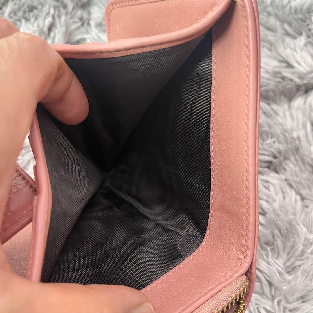 良品　GUCCI マイクロシマ　折り財布　ピンクベージュ　ラウンドジップ