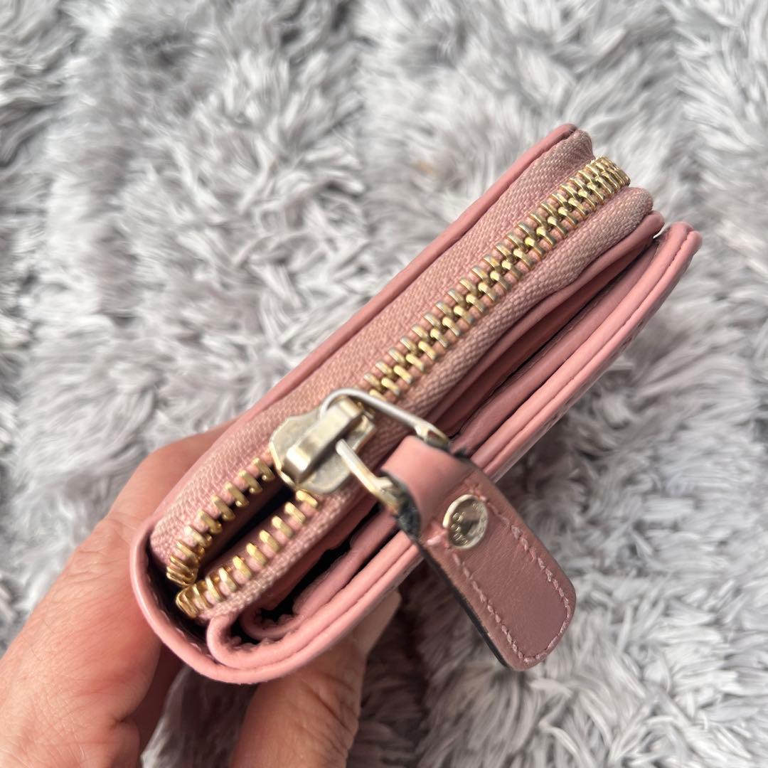 良品　GUCCI マイクロシマ　折り財布　ピンクベージュ　ラウンドジップ