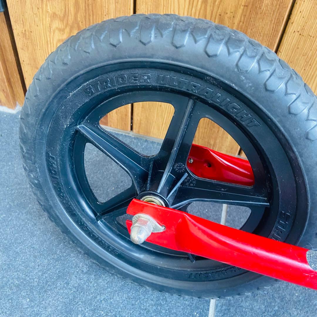 ストライダー クラシック12 STRIDER CLASSIC レッド
