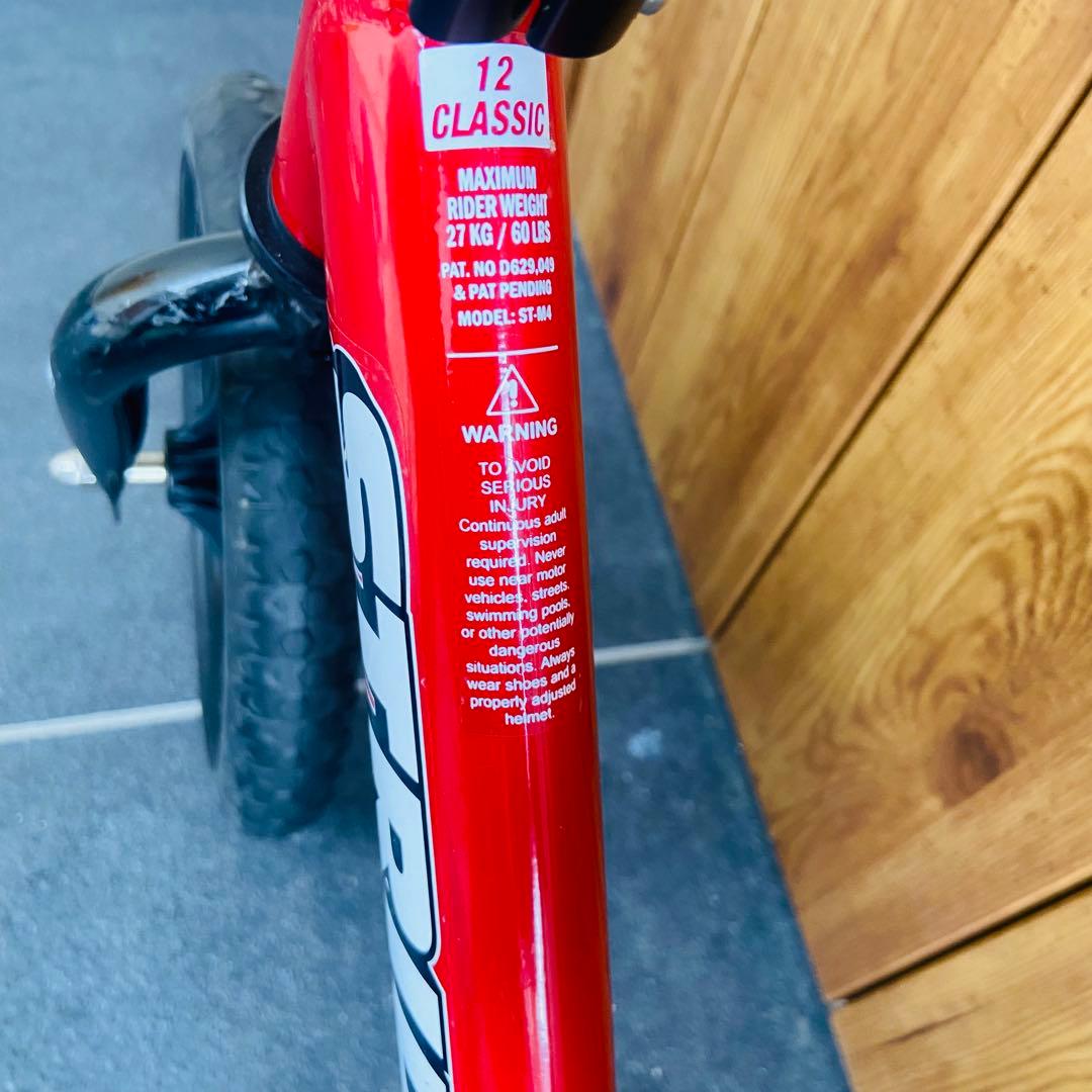 ストライダー クラシック12 STRIDER CLASSIC レッド