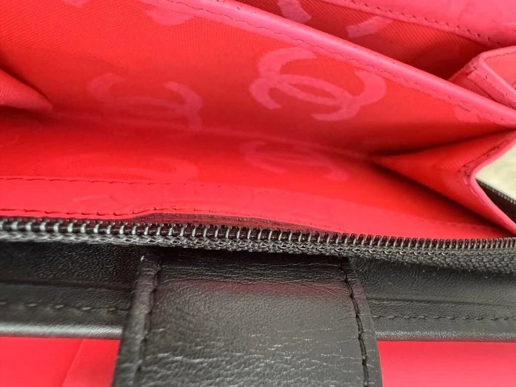 CHANEL　 カンボンライン　二つ折り財布　ラウンドファスナー