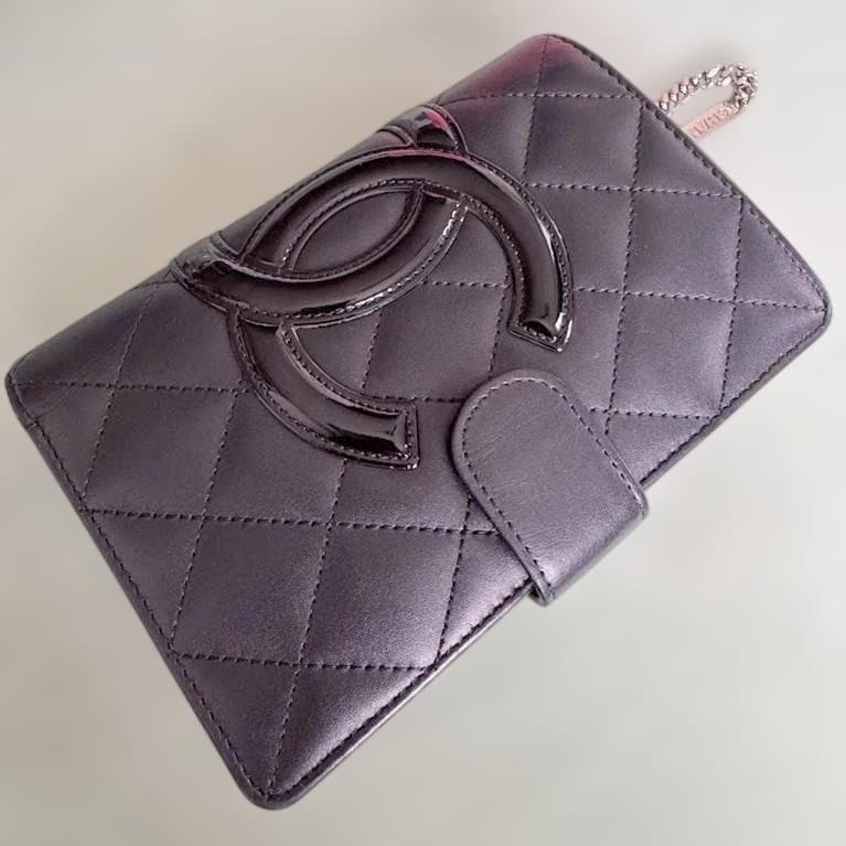 CHANEL　 カンボンライン　二つ折り財布　ラウンドファスナー
